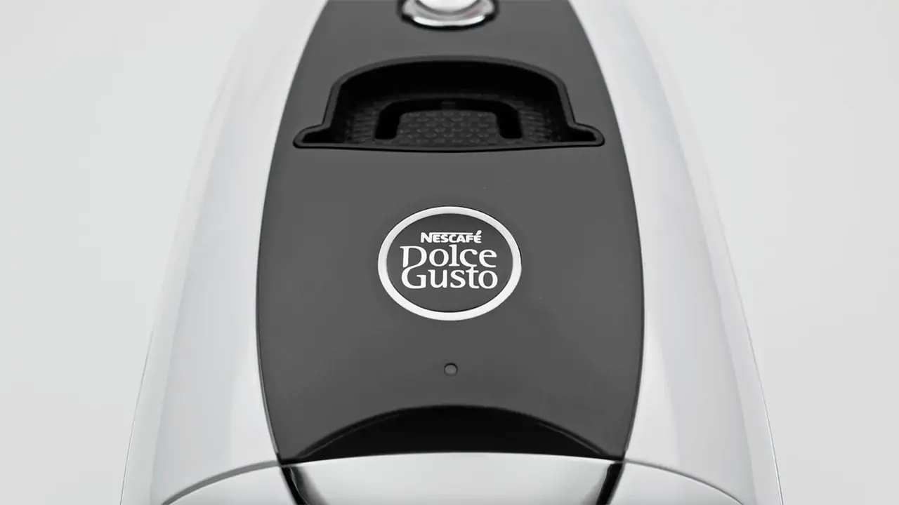 Nescaf&eacute; Dolce Gusto koffiemachine knipperend wit
